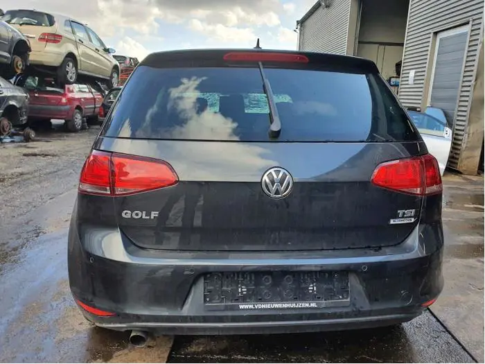 Tylne swiatlo pozycyjne prawe Volkswagen Golf