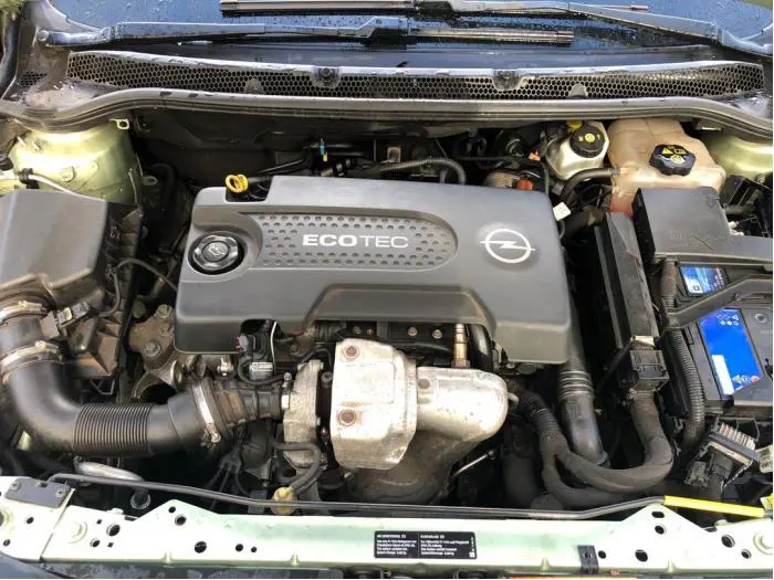 Obudowa filtra powietrza Opel Astra