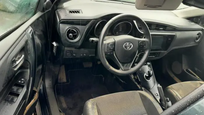 Przelacznik elektrycznej szyby Toyota Auris