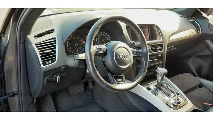 Dzwignia wyboru automatycznej skrzyni biegów Audi Q5