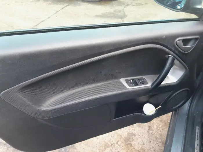 Tapicerka drzwi lewych wersja 2-drzwiowa Alfa Romeo Mito