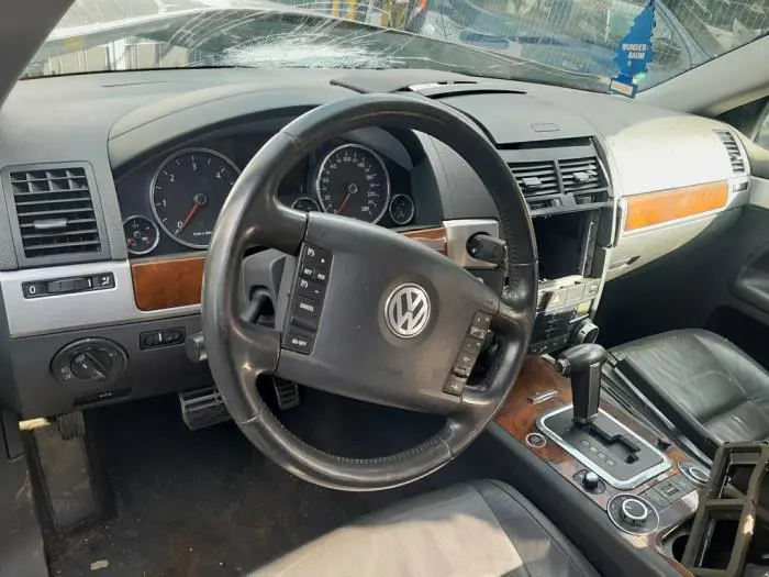 Konsole srodkowe Volkswagen Touareg