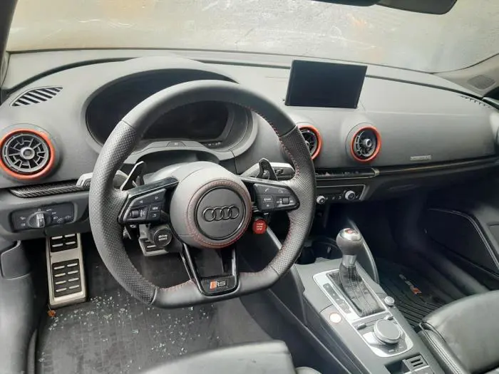 Pas bezpieczenstwa lewy przód Audi RS3