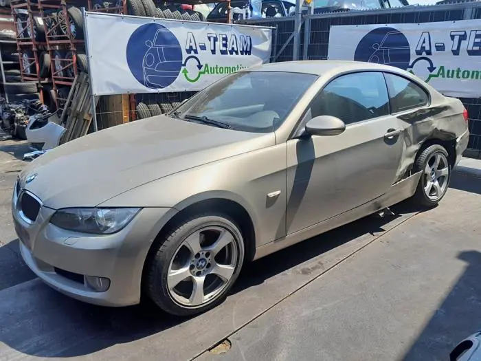 Szyba drzwi lewych wersja 2-drzwiowa BMW 3-Serie