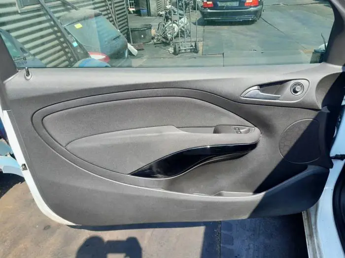 Tapicerka drzwi lewych wersja 2-drzwiowa Opel Adam