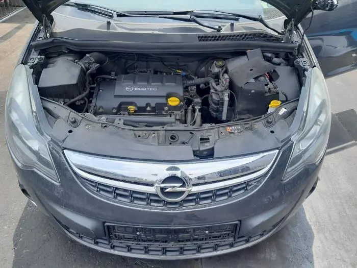 Czujnik masy powietrza Opel Corsa