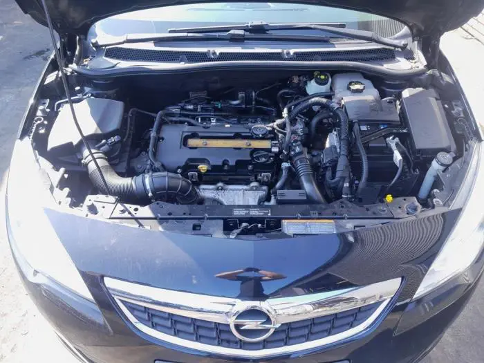 Czujnik masy powietrza Opel Astra