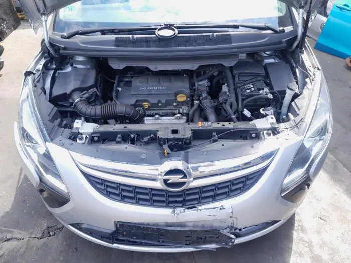 Przewód klimatyzacji Opel Zafira C