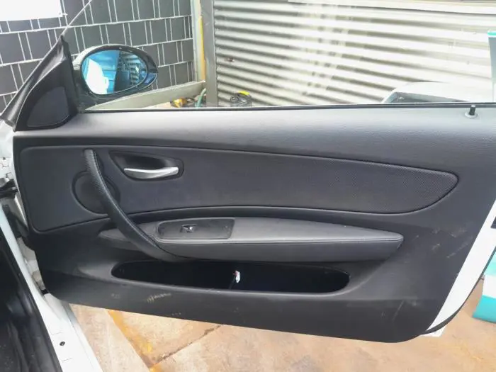 Tapicerka drzwi prawych wersja 2-drzwiowa BMW 1-Serie