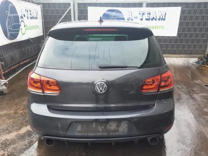 Pokrywa wlewu paliwa Volkswagen Golf