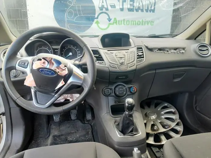 Radioodtwarzacz CD Ford Fiesta