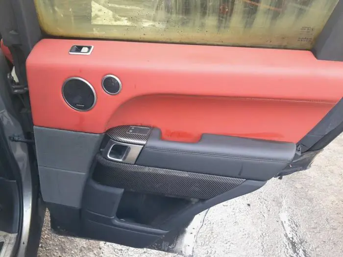 Tapicerka drzwi prawych tylnych wersja 4-drzwiowa Landrover Range Rover Sport