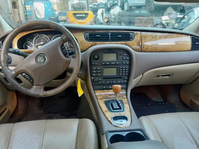 Radioodtwarzacz CD Jaguar S-Type