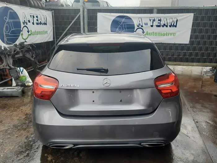 Zderzak tylny Mercedes A-Klasse
