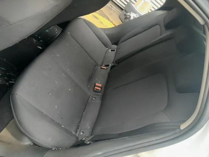Pas bezpieczenstwa lewy tyl Audi A1