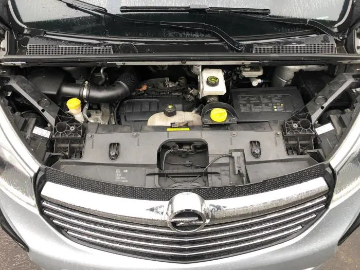 Czujnik masy powietrza Opel Vivaro