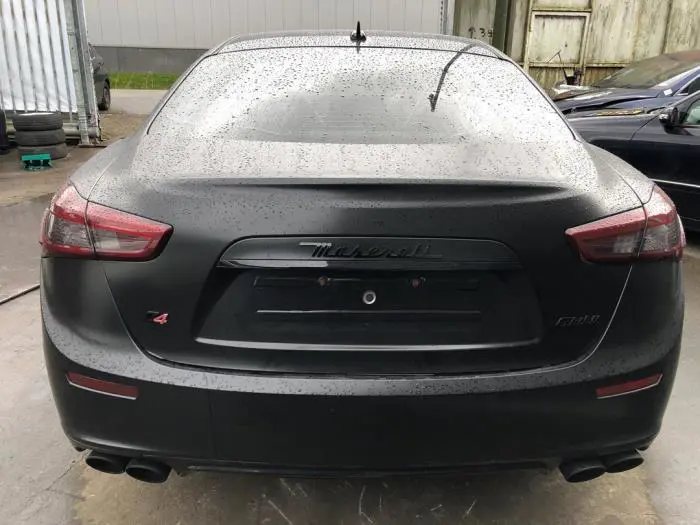 Airbag hemel links Maserati Ghibli