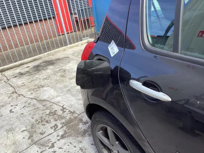 Pokrywa wlewu paliwa Renault Clio