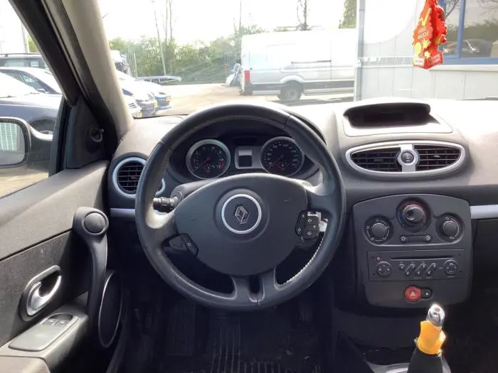 Kierownica Renault Clio