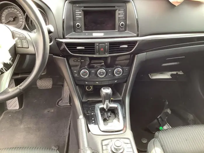 Panel climatronic Mazda 6.
