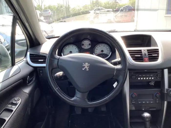 Kierownica Peugeot 207