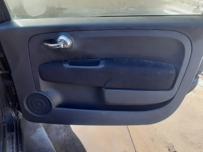 Tapicerka drzwi prawych wersja 2-drzwiowa Fiat 500