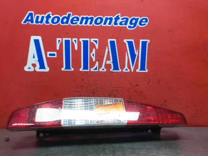 Tylne swiatlo pozycyjne lewe Fiat Doblo